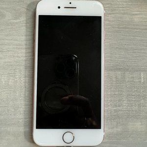 Rose Gold iPhone 7 - Unlocked  32 GB
